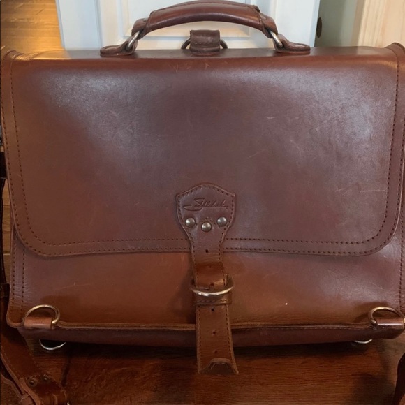 saddleback leather suitcase